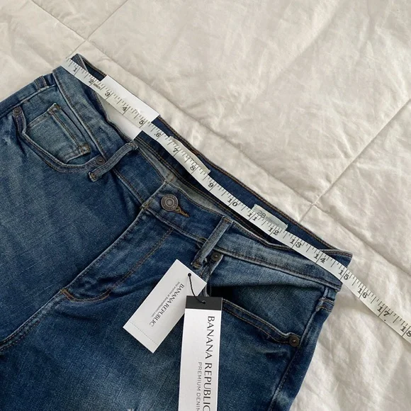 Banana Republic Low Rise Jeans Straight Fit, Straight Leg Size 28 NWT - Picture 9 of 10